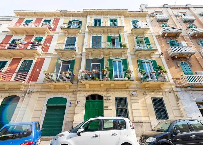 Guesthost - Dali Bari